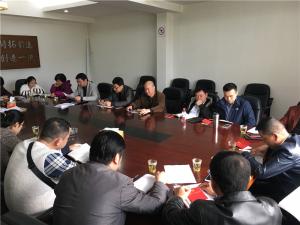 2003网站太阳集团集团第一、第二党支部开展支部纳新和学习十九大专题聚会