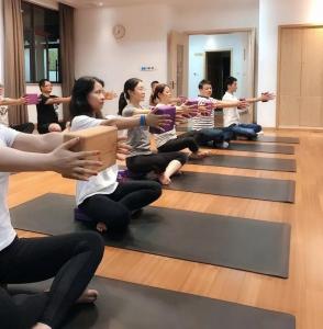 关爱职工康健——瑜伽初体验！